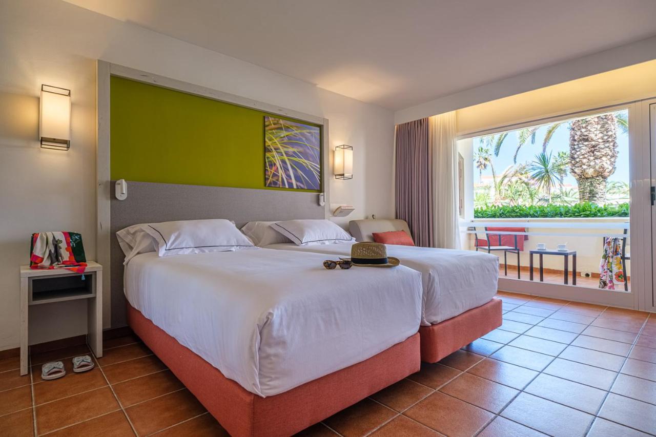 Oassium Hotel - Adults Only La Pineda Exterior foto
