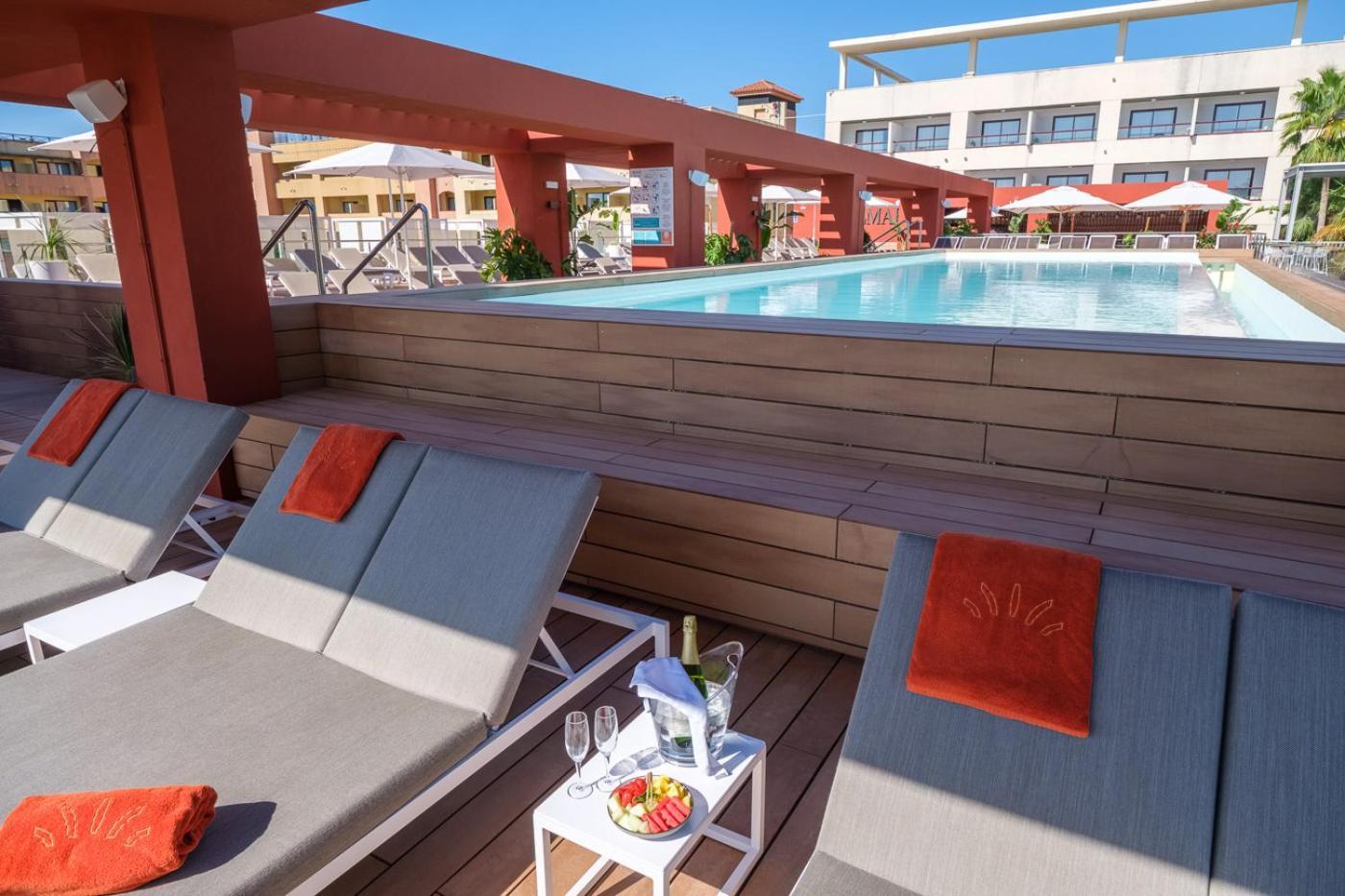 Oassium Hotel - Adults Only La Pineda Exterior foto